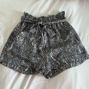 Vanilla Sky Tyche Tie Print Shorts